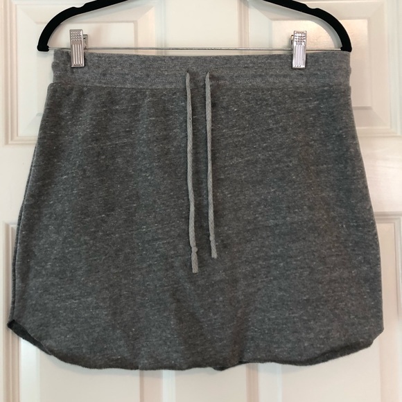 Gray L.A. Hearts Sweatskirt - Picture 2 of 3